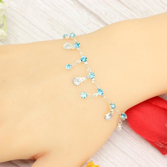 "Trendy Handmade Bracelet – A Thoughtful Gift for Girls & Women | UNVRC1299 - Picture 1 of 10